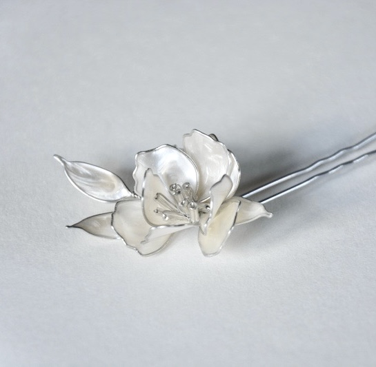 HORQUILLA CEREZO JAPONÉS CON HOJAS engarce plateado