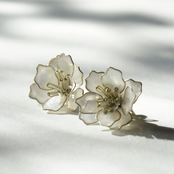 PENDIENTE FLOR CEREZO NOVIA